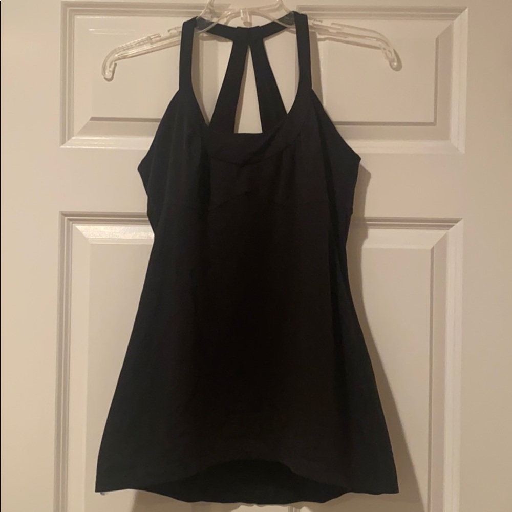 Black lululemon tank